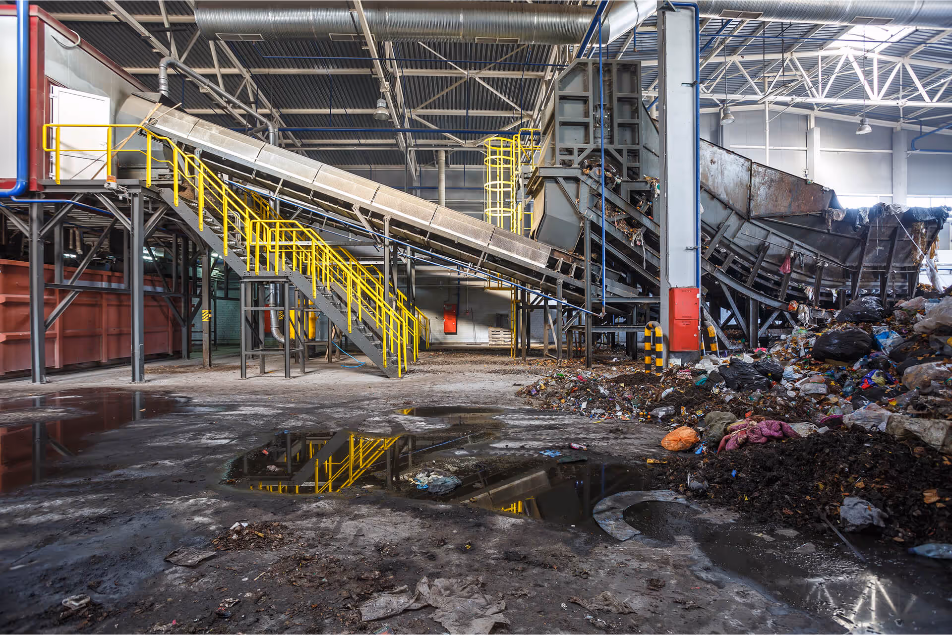 Separate and sorting garbage collection for recycling.