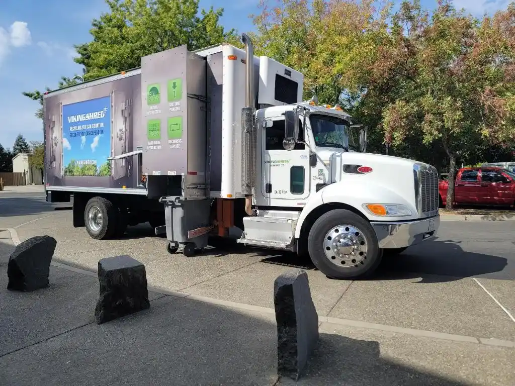Viking Shred mobile service truck